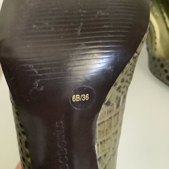 BCBGirls CROC EMBOSSED LEATHER PUMPS SIZE 6B - Picture 7 of 8